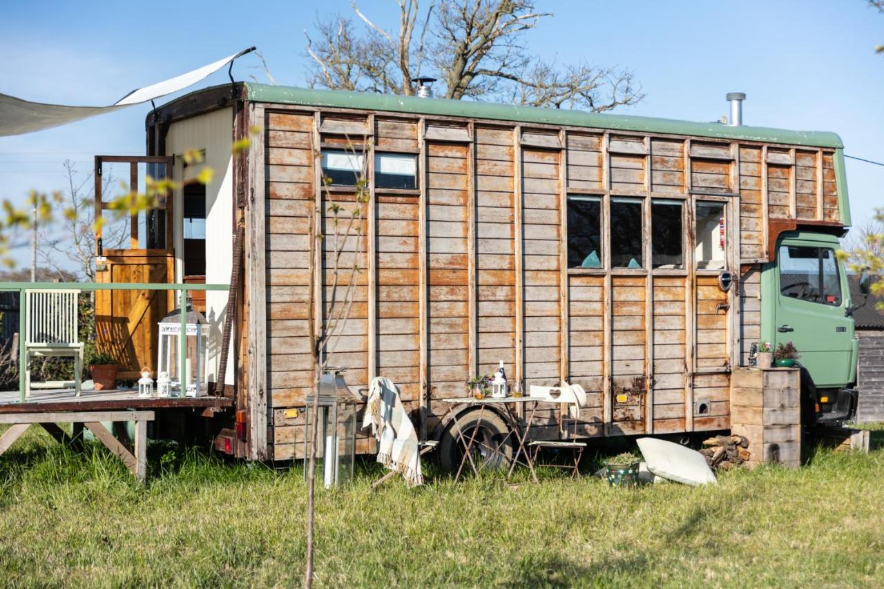 The Hoot Romantic Glamping Southwick  외부 사진